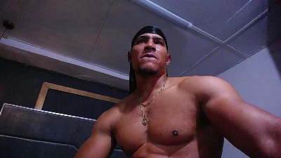 teddyfit_19cm live cam on Cam4