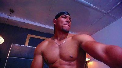teddyfit_19cm live cam on Cam4
