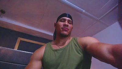 teddyfit_19cm live cam on Cam4