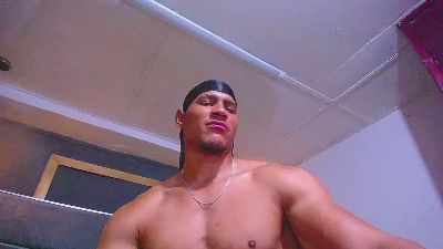 teddyfit_19cm live cam on Cam4