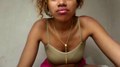 tella9794 live cam on Cam4