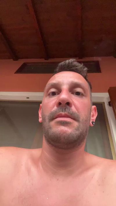teognaffi22 live cam on Cam4