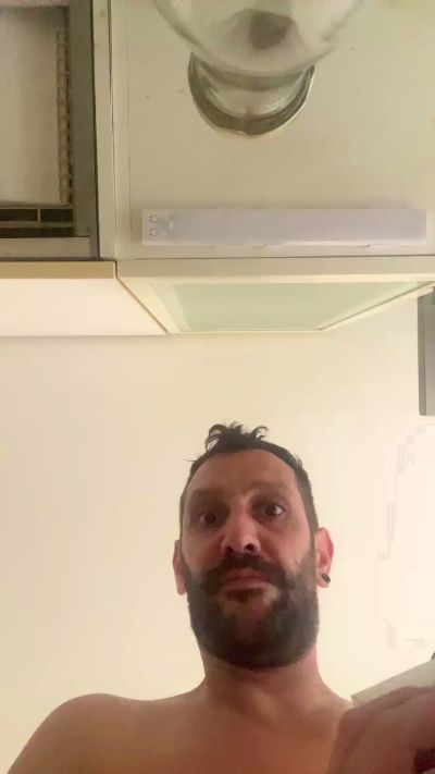 teognaffi22 live cam on Cam4