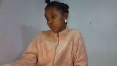 tesha7 live cam on Cam4