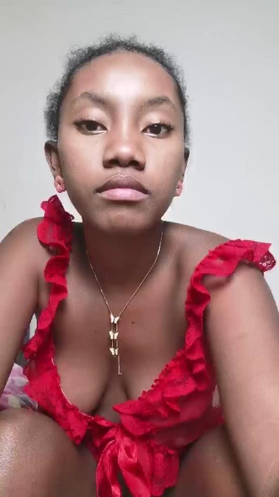 tesha7 live cam on Cam4