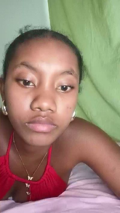 tesha7 live cam on Cam4