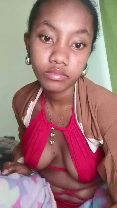 tesha7 live cam on Cam4