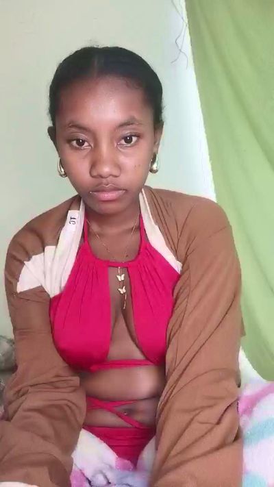 tesha7 live cam on Cam4