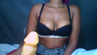 tesha7 live cam on Cam4