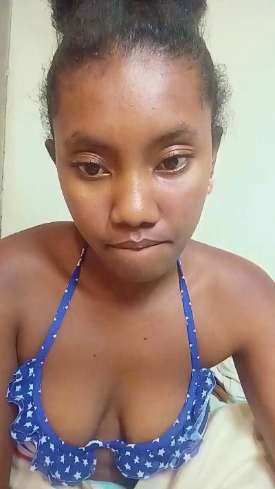 tesha7 live cam on Cam4