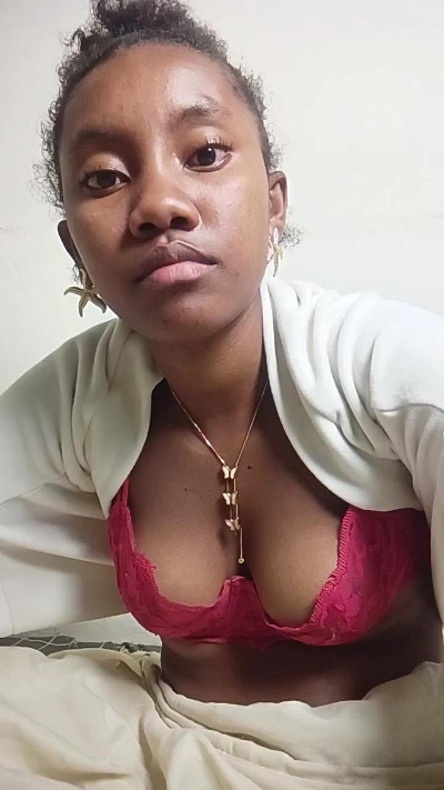 tesha7 live cam on Cam4