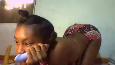 tesha7 live cam on Cam4