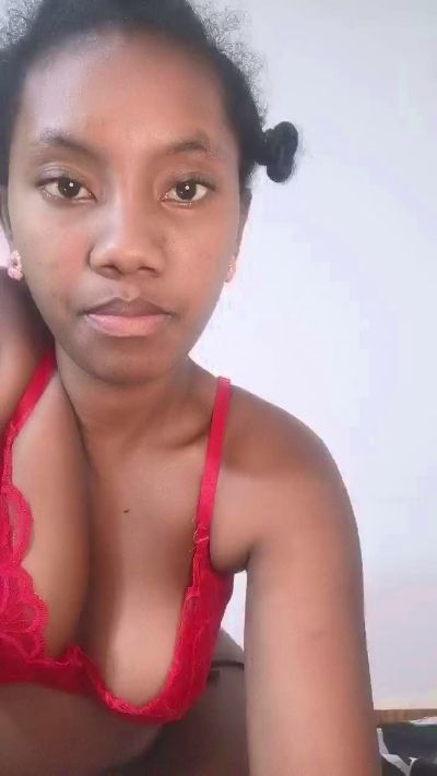 tesha7 live cam on Cam4