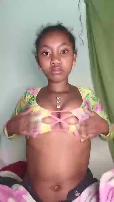 tesha7 live cam on Cam4