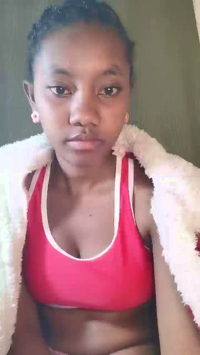 tesha7 live cam on Cam4