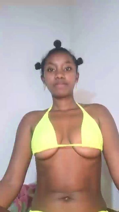 tesha7 live cam on Cam4