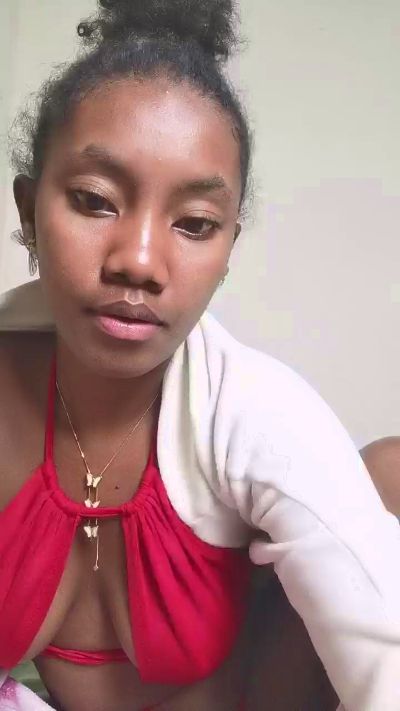 tesha7 live cam on Cam4
