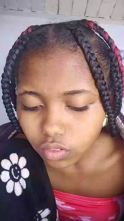 teshi2 live cam on Cam4