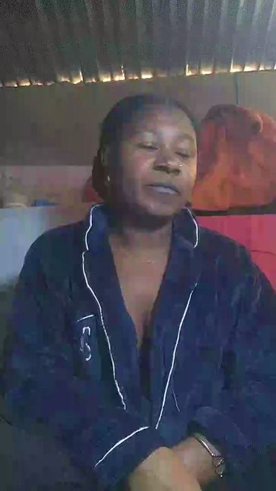 tessa3 live cam on Cam4