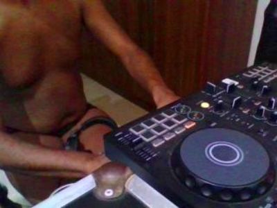 tesudoblack85 live cam on Cam4