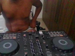 tesudoblack85 live cam on Cam4