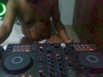 tesudoblack85 live cam on Cam4