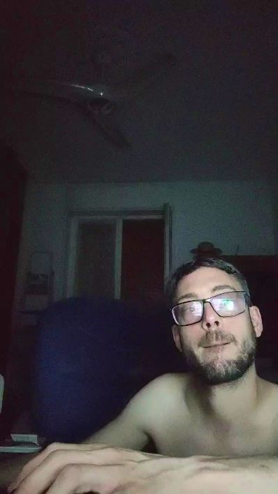teuz90 live cam on Cam4