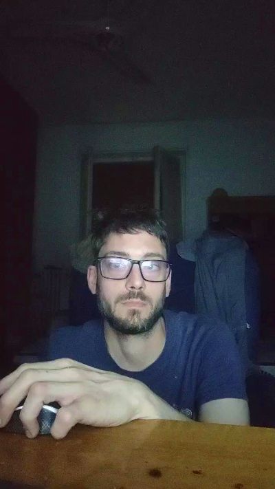 teuz90 live cam on Cam4