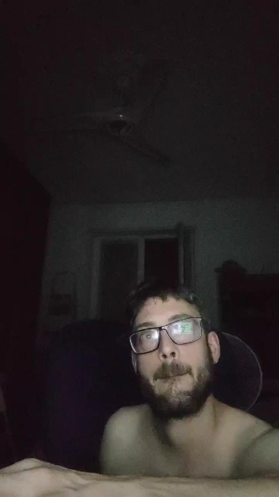 teuz90 live cam on Cam4