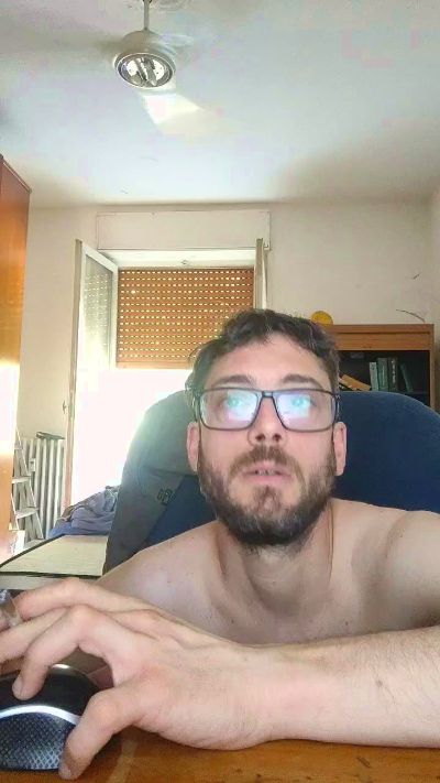teuz90 live cam on Cam4