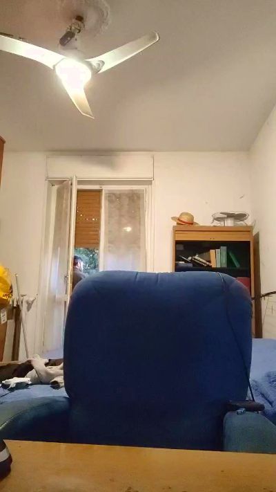 teuz90 live cam on Cam4