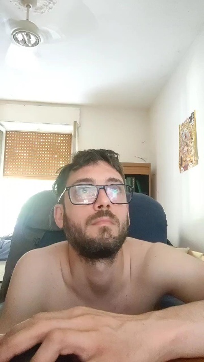 teuz90 live cam on Cam4