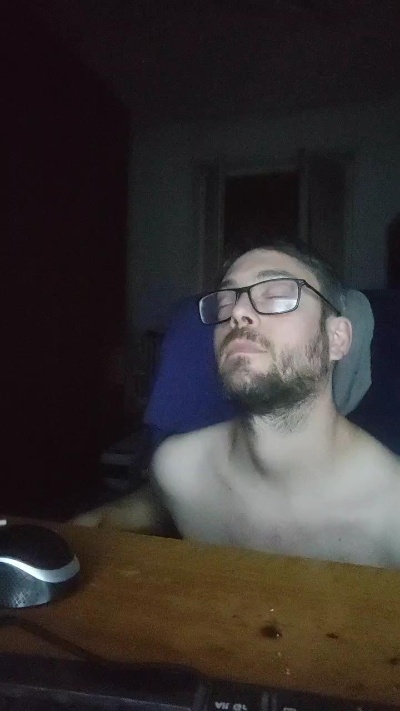 teuz90 live cam on Cam4