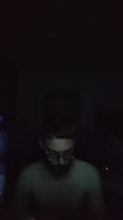 teuz90 live cam on Cam4