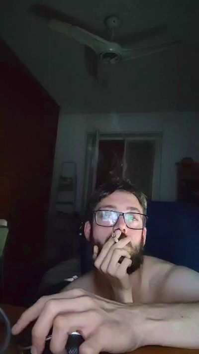 teuz90 live cam on Cam4