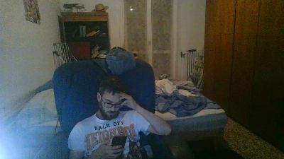 teuz90 live cam on Cam4