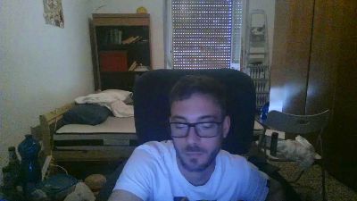 teuz90 live cam on Cam4