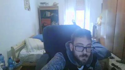 teuz90 live cam on Cam4