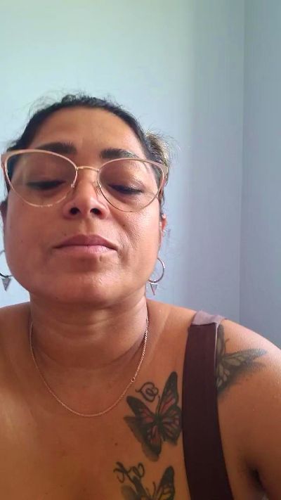 thalia1979 live cam on Cam4