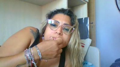 thalia1979 live cam on Cam4