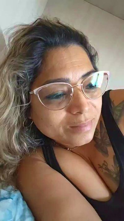 thalia1979 live cam on Cam4