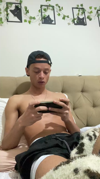 thallysson7 live cam on Cam4