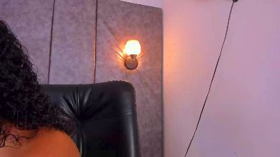 thara24 live cam on Cam4