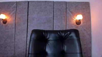 thara24 live cam on Cam4