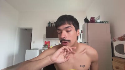 thcaceresnx live cam on Cam4