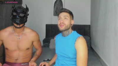 the_boys_naugh1 live cam on Cam4