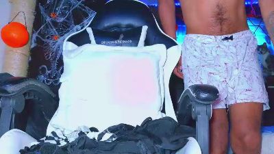 the_dog_lian live cam on Cam4
