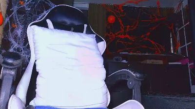 the_dog_lian live cam on Cam4