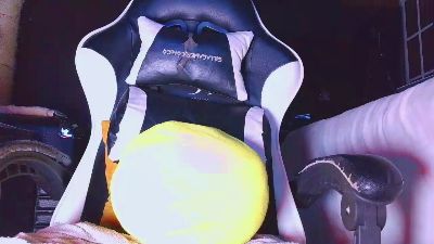 the_dog_lian live cam on Cam4