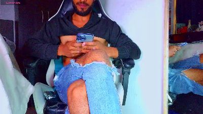 the_dog_lian live cam on Cam4